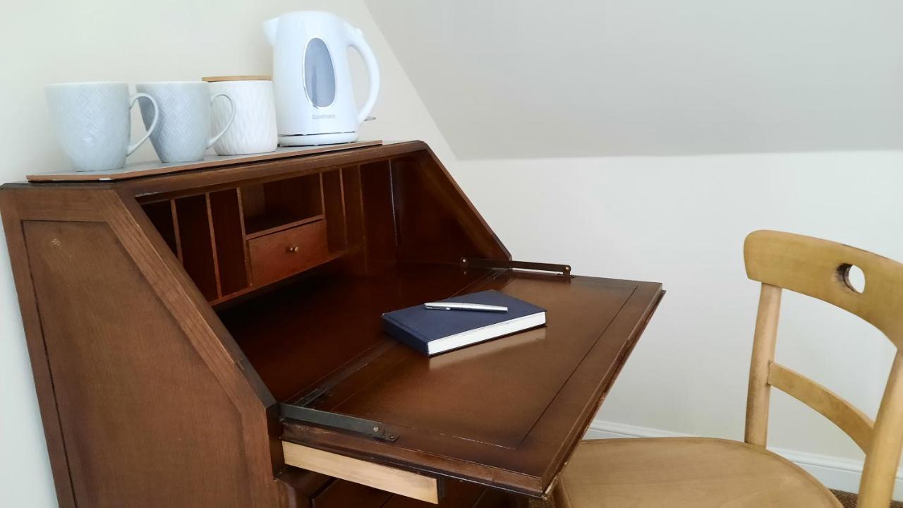 Bed-And-Bread Apartment Blairgowrie and Rattray Room photo